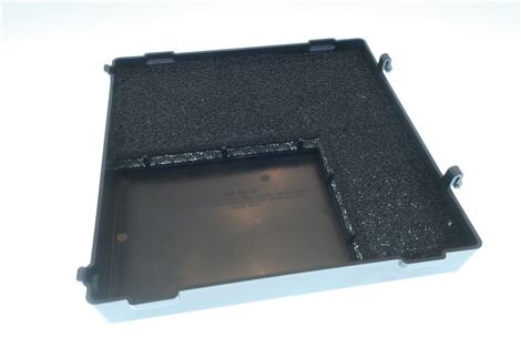 Filtr vzduchu včetne krytu